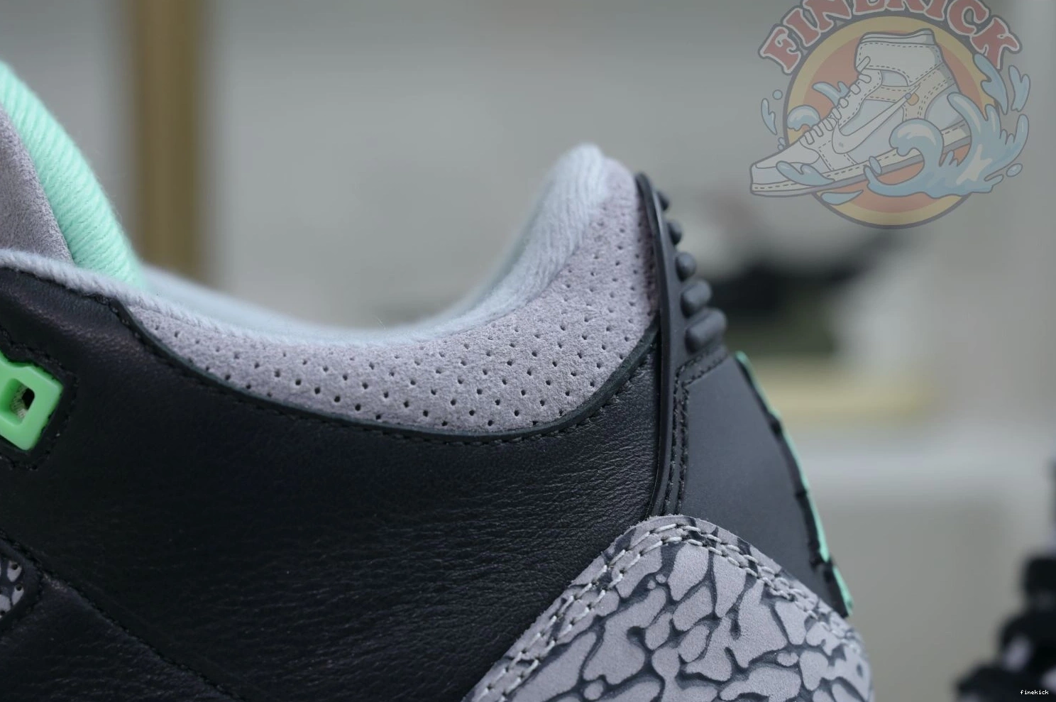 3 Glow Air Green Jordan 0302